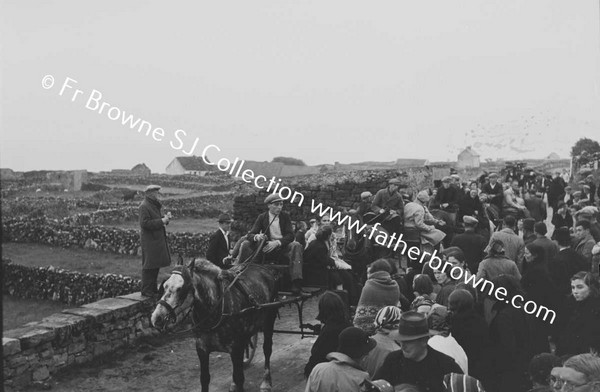 WEDDING AT OGHIL CHURCH MONDAY  BRIDE MARY POWELL OF OGHIL  GROOM  PAT HERNON  KILMURVEY